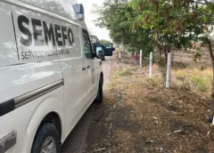 Localizan a un hombre sin vida envuelto en una cobija sobre la autopista Benito Juárez, en Culiacán