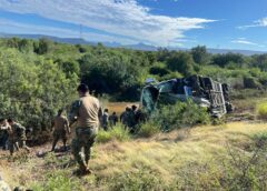 Camionazo en Sonora deja tres personas sin vida y varios lesionados